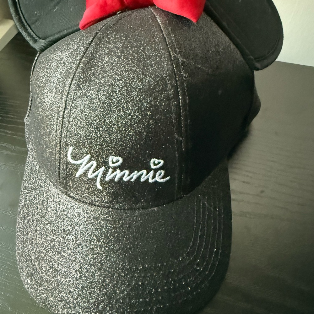 Minnie Mouse Black and Red Women’s Cap